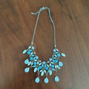 Statement necklace